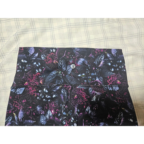 Lululemon Wunder Under Nulux High Rise Tight In Bloom Multi 28" Inseam, Size 6 - Picture 5 of 13